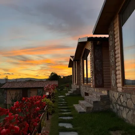 Guest House Si N'Shpi Tande - Mrizi I Zanave Fishte Exterior photo