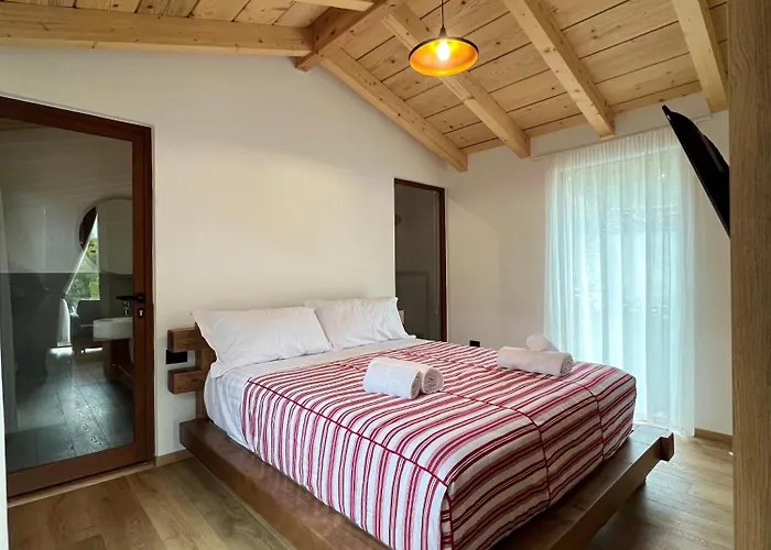 Guest House Si N\'Shpi Tande - Mrizi I Zanave